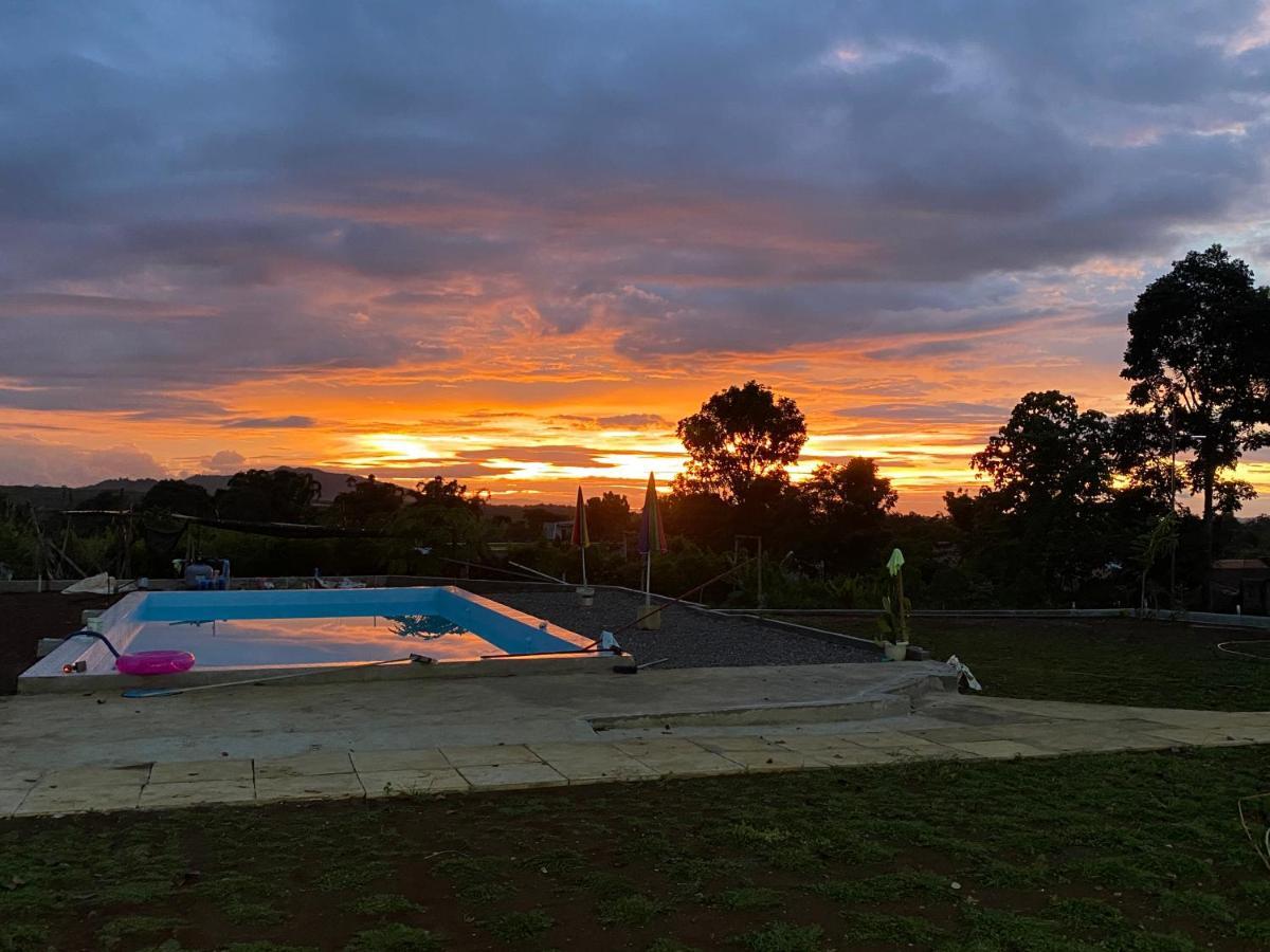 Concetta Tourist Inn Manolo Fortich Екстериор снимка