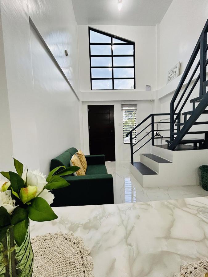Concetta Tourist Inn Manolo Fortich Екстериор снимка